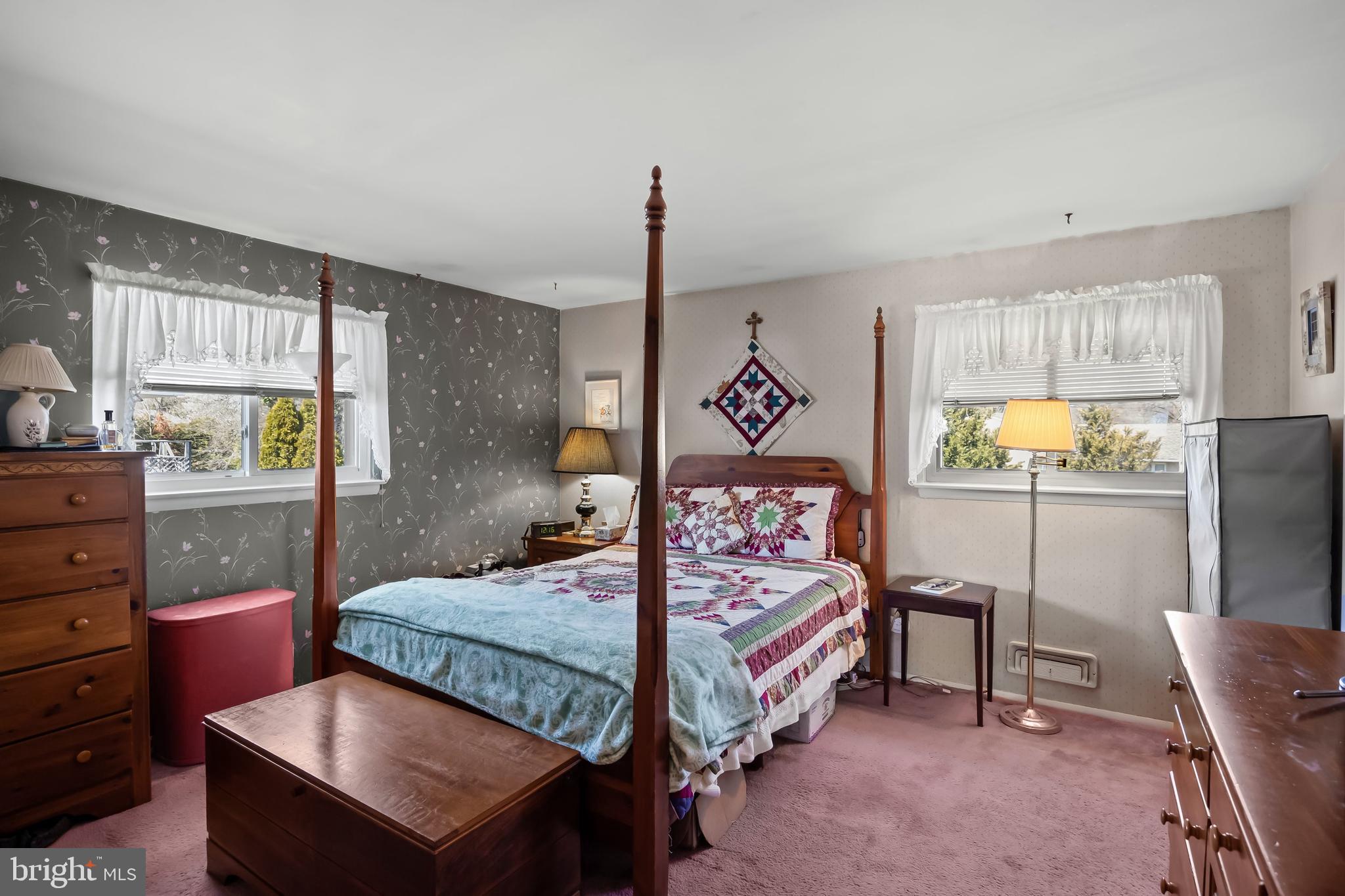 23 Lehigh Drive Delran, NJ 08075 - Photo 17 of 26 Primary Bedroom