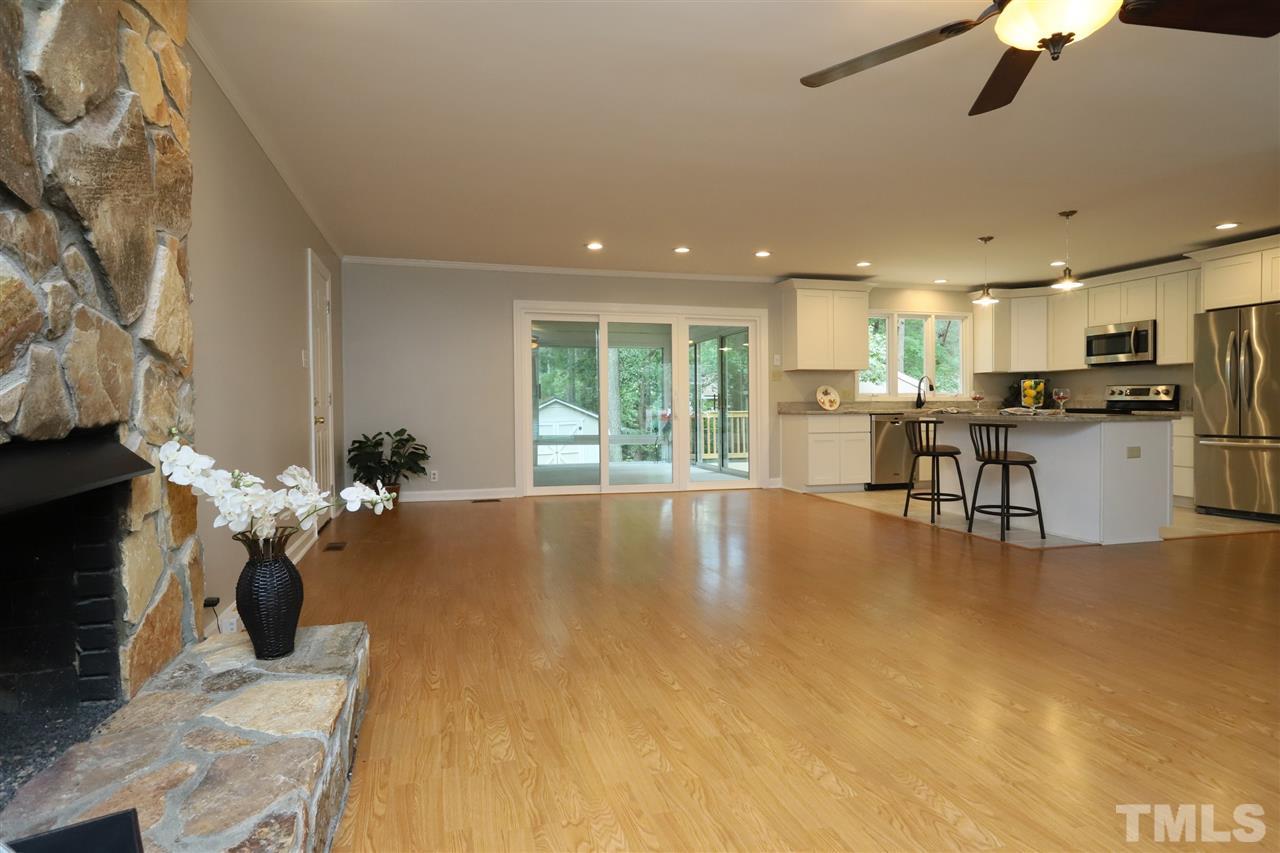 4101 Stranaver Place Raleigh, NC 27612 - Photo 7 of 27