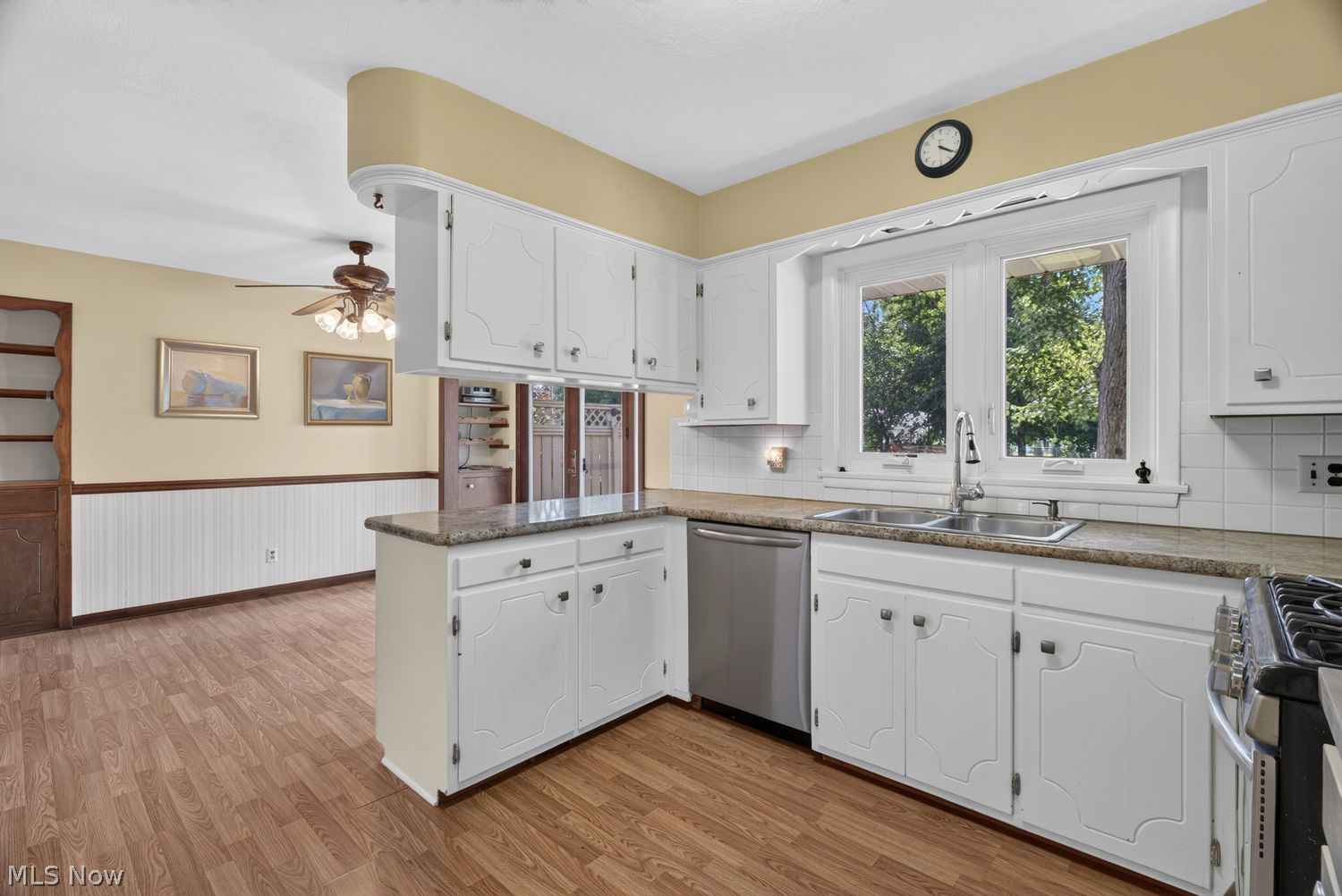 114 South Leavitt Road Amherst, OH 44001 - Photo 10 of 45