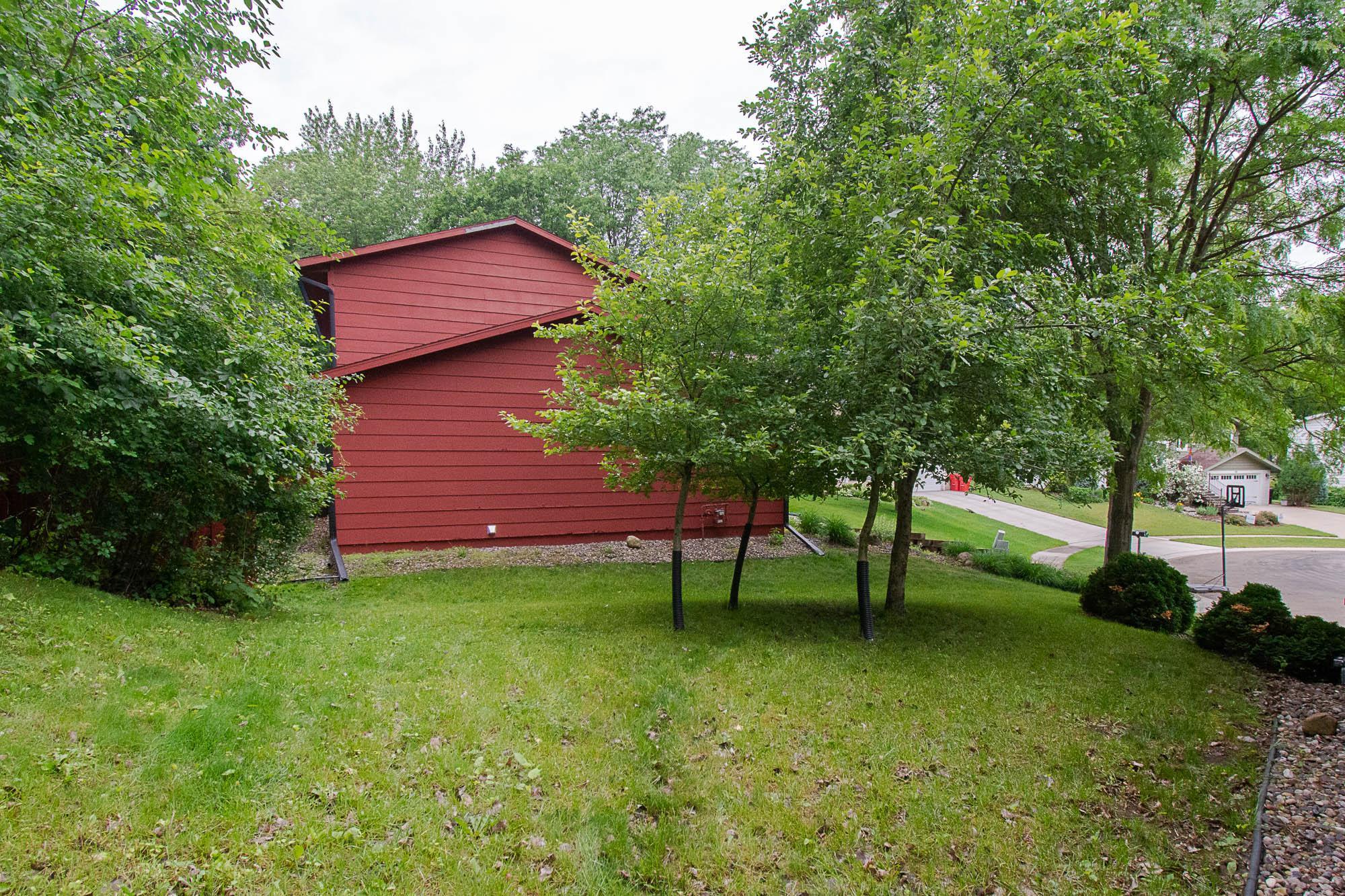 724 20th Avenue Southwest Rochester, MN 55902 - Photo 23 of 35 Gallery Image 23
