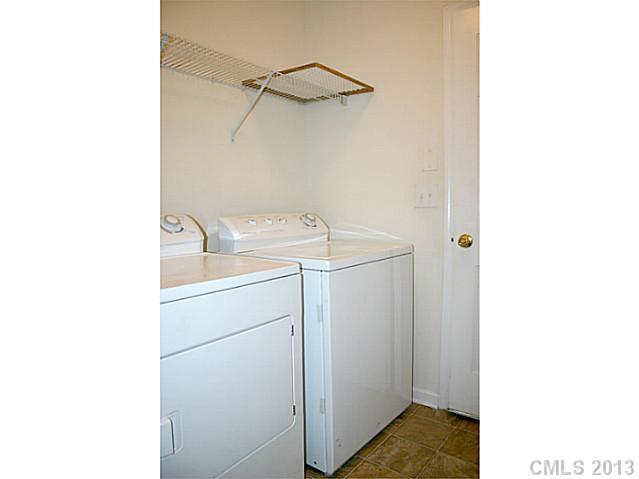906 Valley Ridge Road Charlotte, NC 28214 - Photo 5 of 13