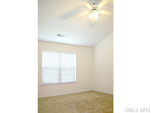906 Valley Ridge Road Charlotte, NC 28214 - Photo 8 of 13