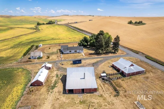 $650,000 | 1044 Martinson Road, Moscow, ID 83843