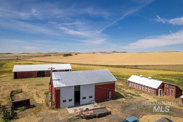 $650,000 | 1044 Martinson Road, Moscow, ID 83843