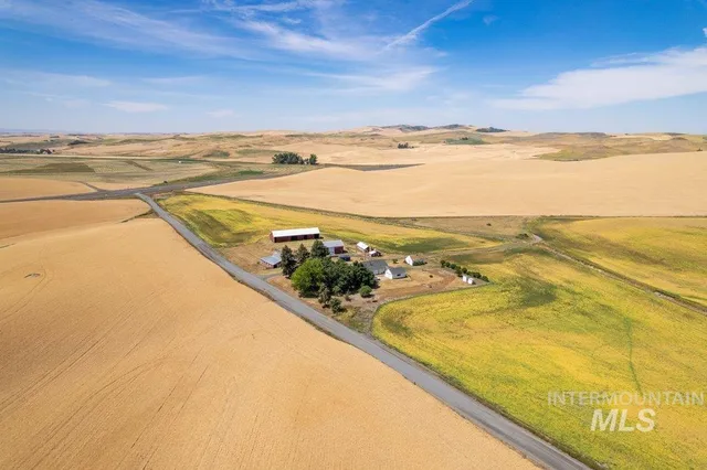 $650,000 | 1044 Martinson Road, Moscow, ID 83843