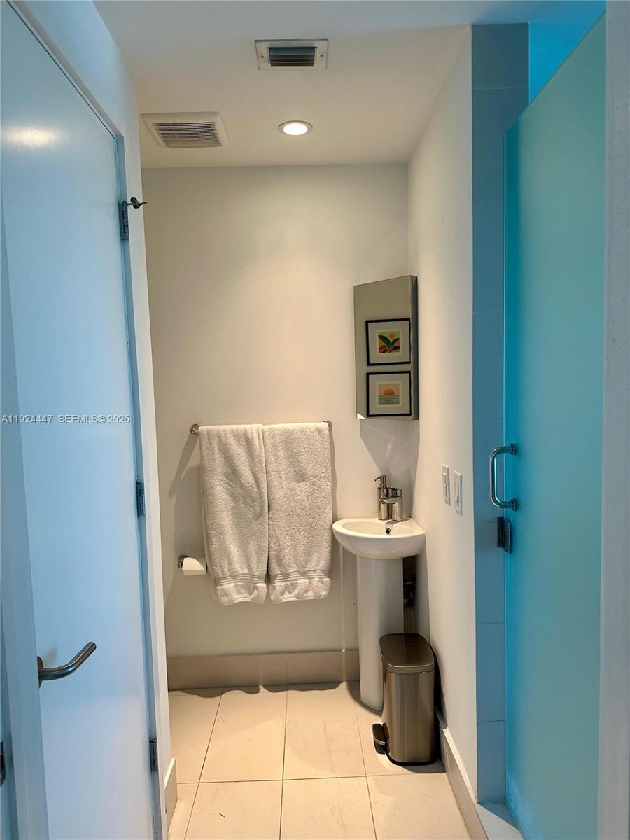 501 Northeast 31st Street, Unit 2902 Miami, FL 33137 - Photo 15 of 36