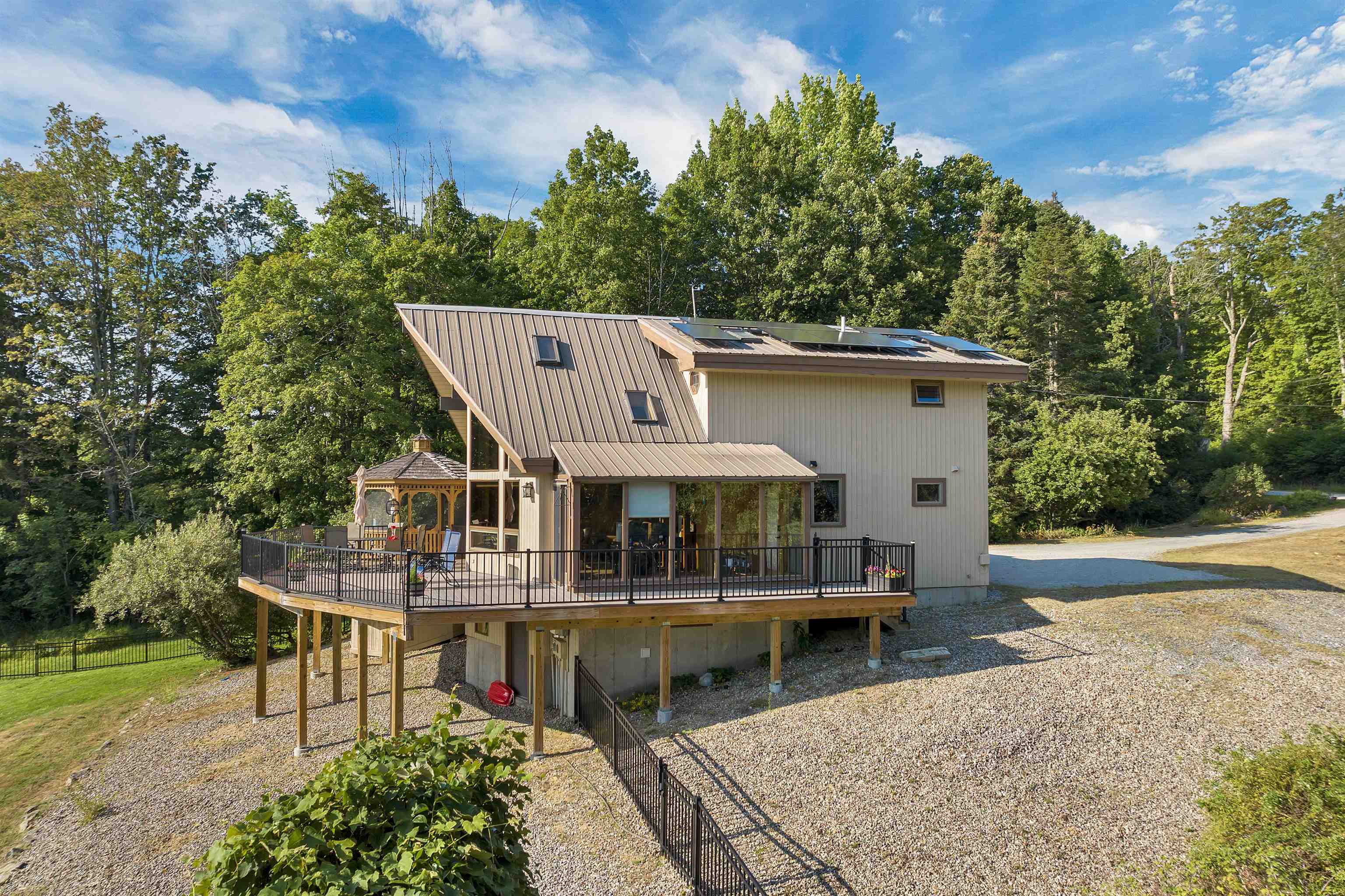 505 Prospect Street Franklin, NH 03235 - Photo 3 of 60