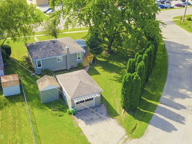 1103 Garfield Road Harvard, IL 60033 - Photo 26 of 28 an aerial view of a house with swimming pool garden and patio