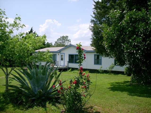 211 Lower Elgin Road Elgin, TX 78621 - Photo 1 of 1