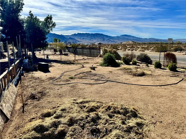 $275,000 | 44823 Silver Valley Road, Newberry Springs, CA 92365