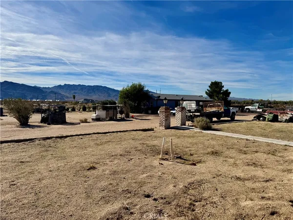 $275,000 | 44823 Silver Valley Road, Newberry Springs, CA 92365