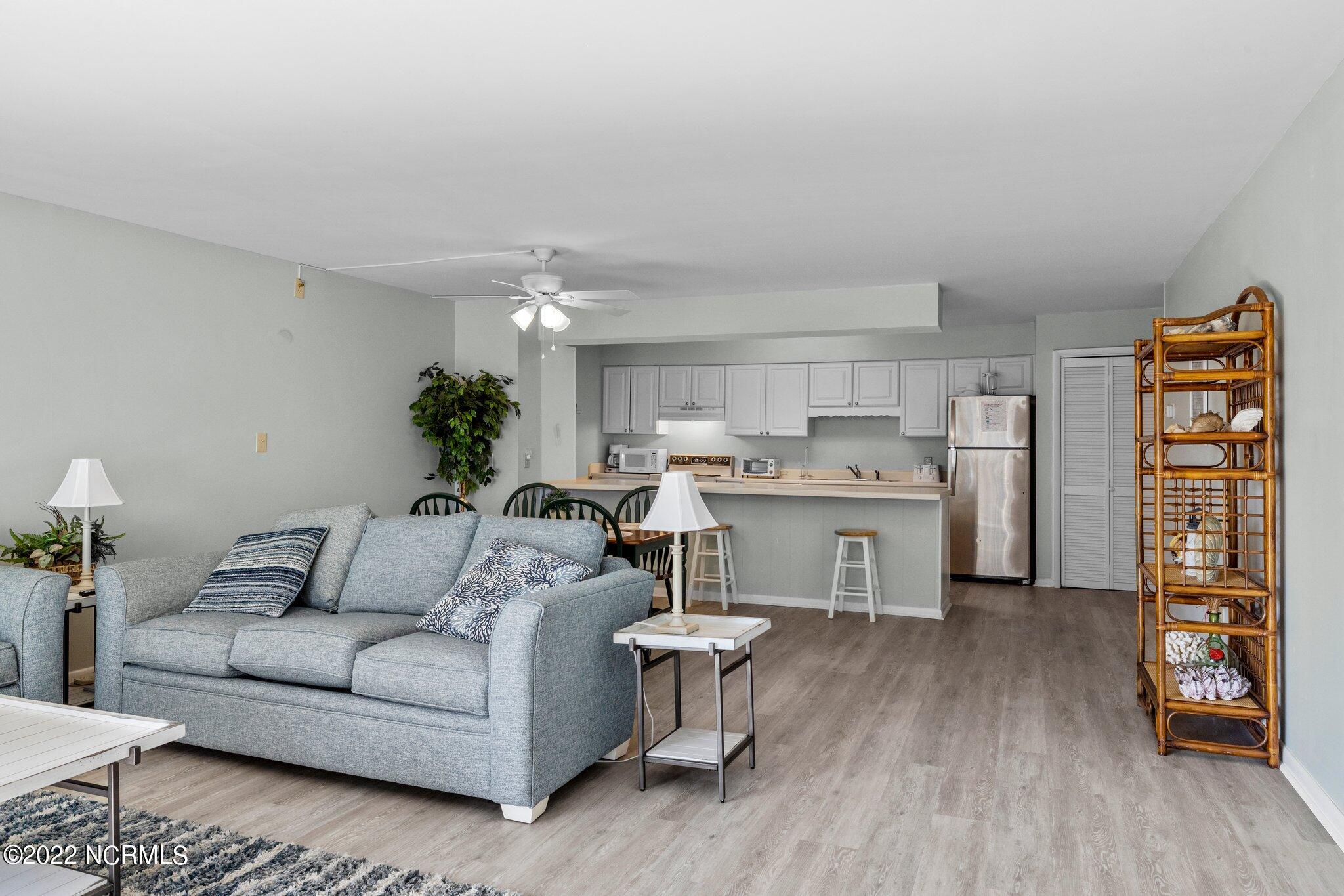 855 Salter Path Road, Unit 110 Atlantic Beach, NC 28512 - Photo 18 of 50 29-web-or-mls-_S3A7708