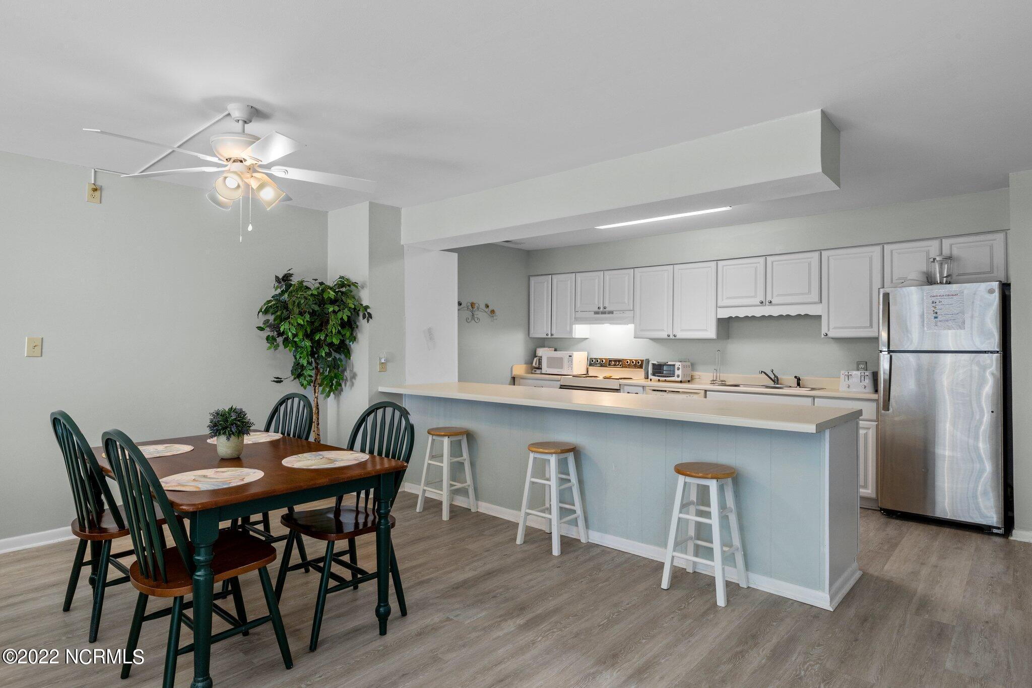 855 Salter Path Road, Unit 110 Atlantic Beach, NC 28512 - Photo 21 of 50 32-web-or-mls-_S3A7723