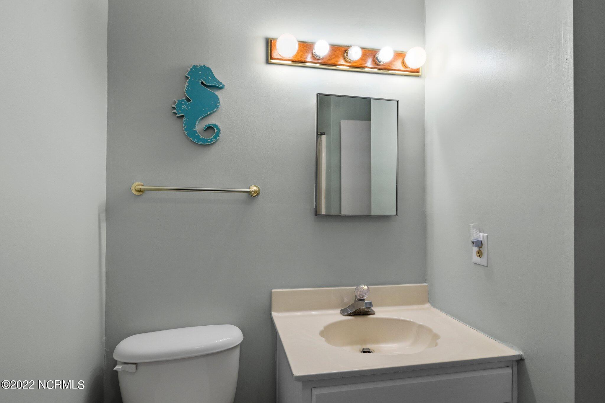 855 Salter Path Road, Unit 110 Atlantic Beach, NC 28512 - Photo 34 of 50 44-web-or-mls-_S3A7804