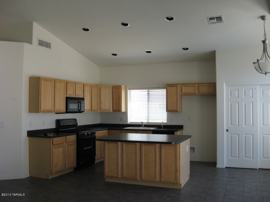 60948 Rock Ledge Loop Tucson, AZ 85739 - Photo 14 of 15