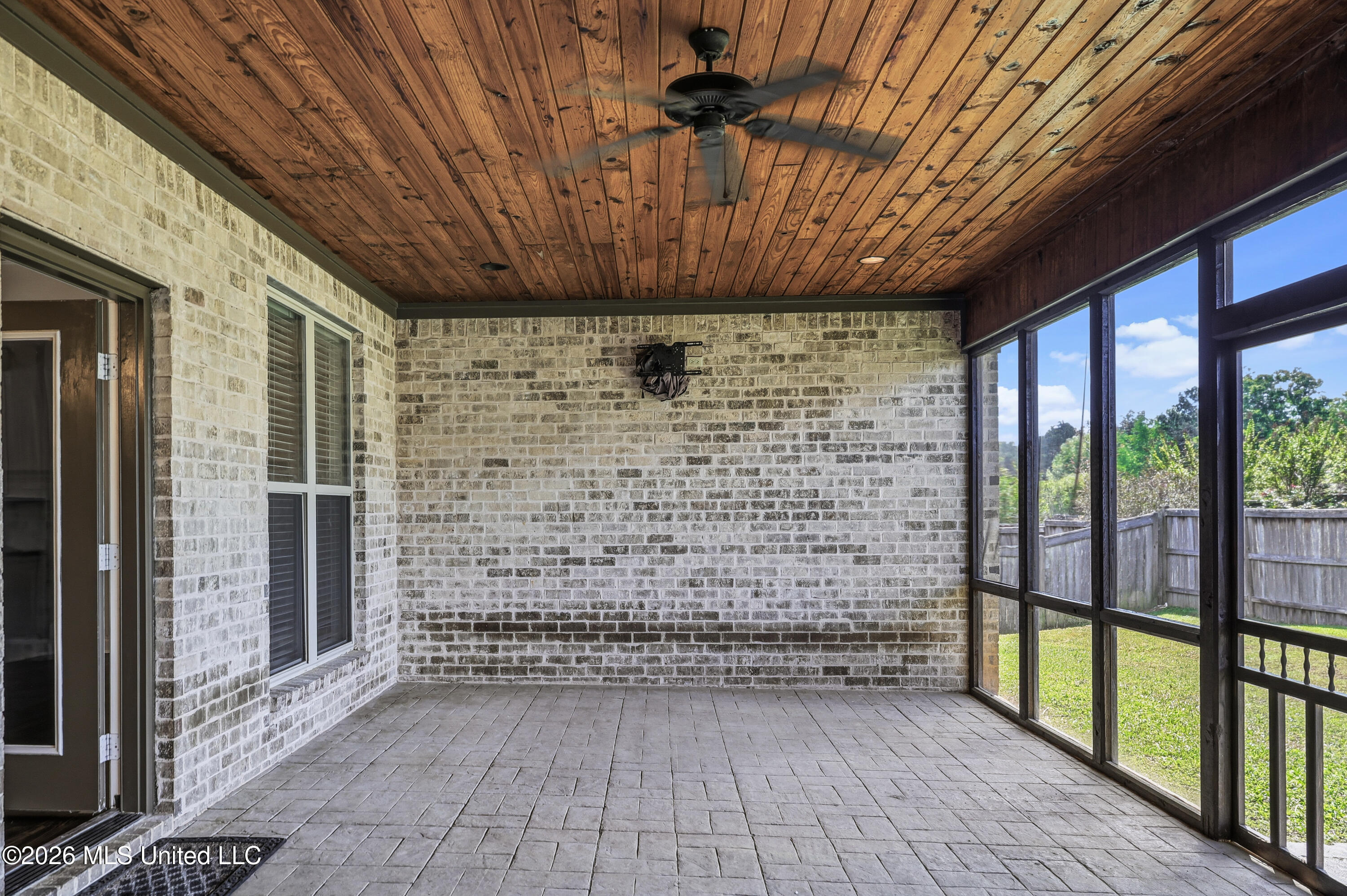 211 Wellington Way Brandon, MS 39047 - Photo 4 of 41 0D0A1354