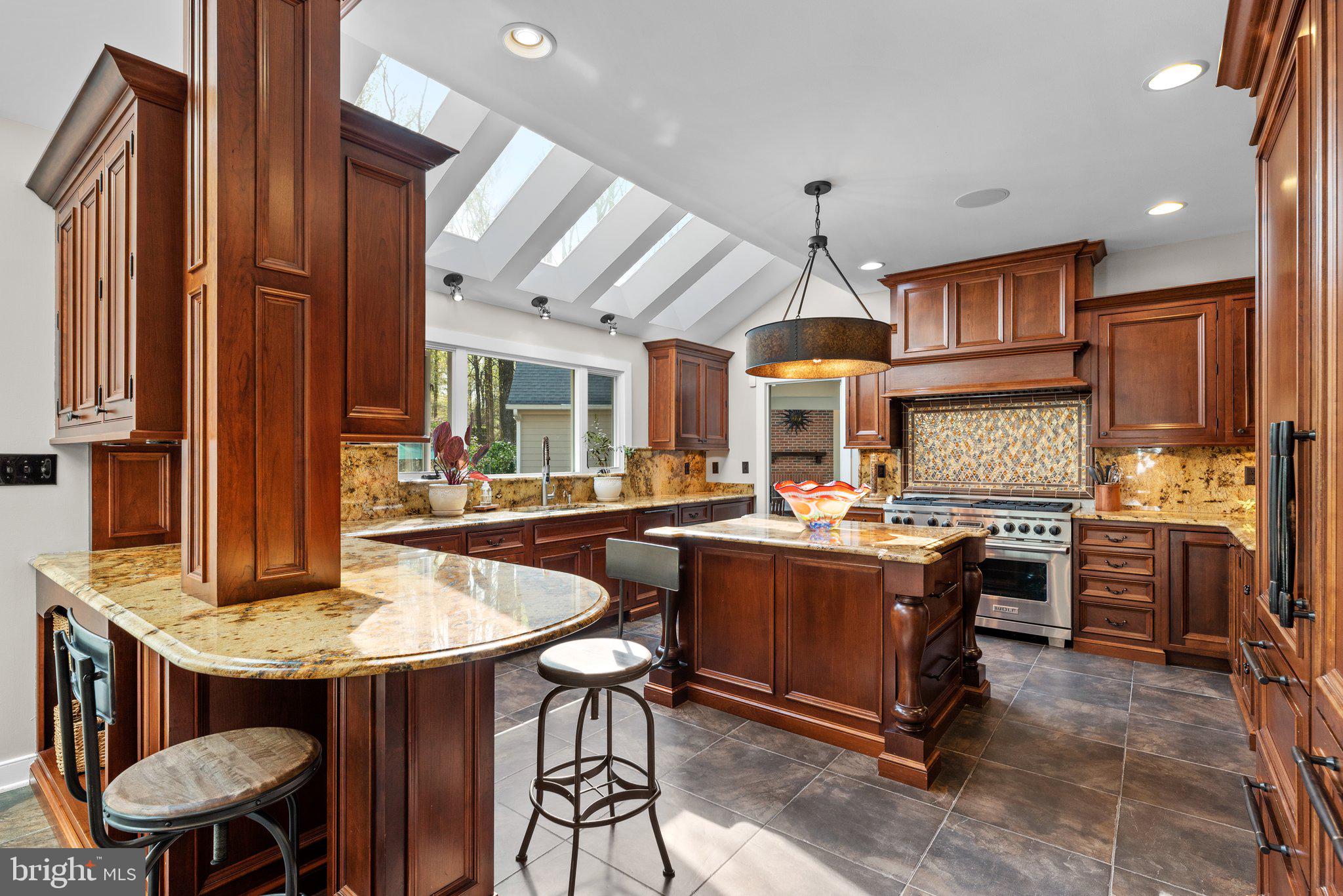 13791 Lakeside Drive Clarksville, MD 21029 - Photo 21 of 90 Custom kitchen