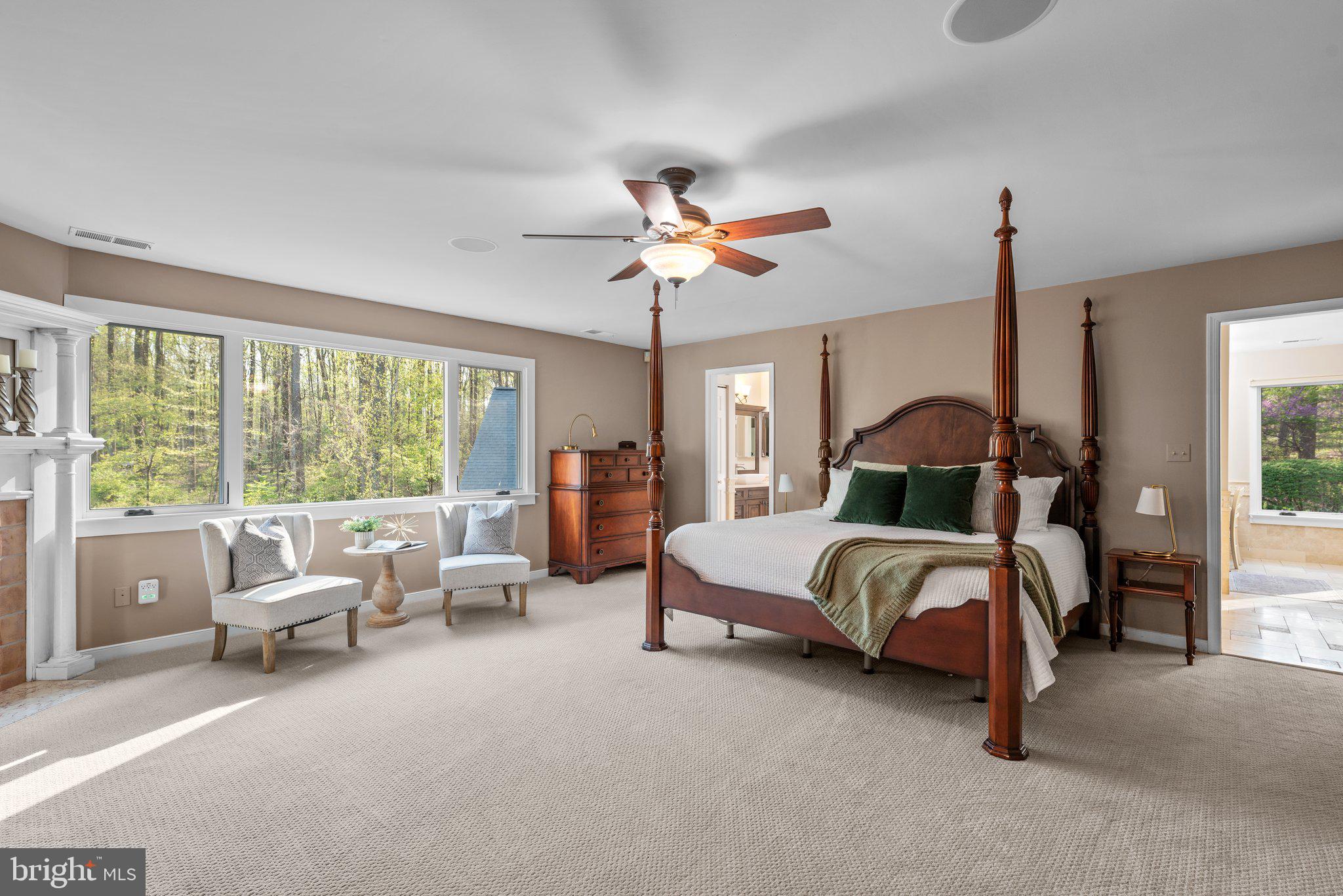 13791 Lakeside Drive Clarksville, MD 21029 - Photo 41 of 90 Primary Bedroom sitting area w/VIEW