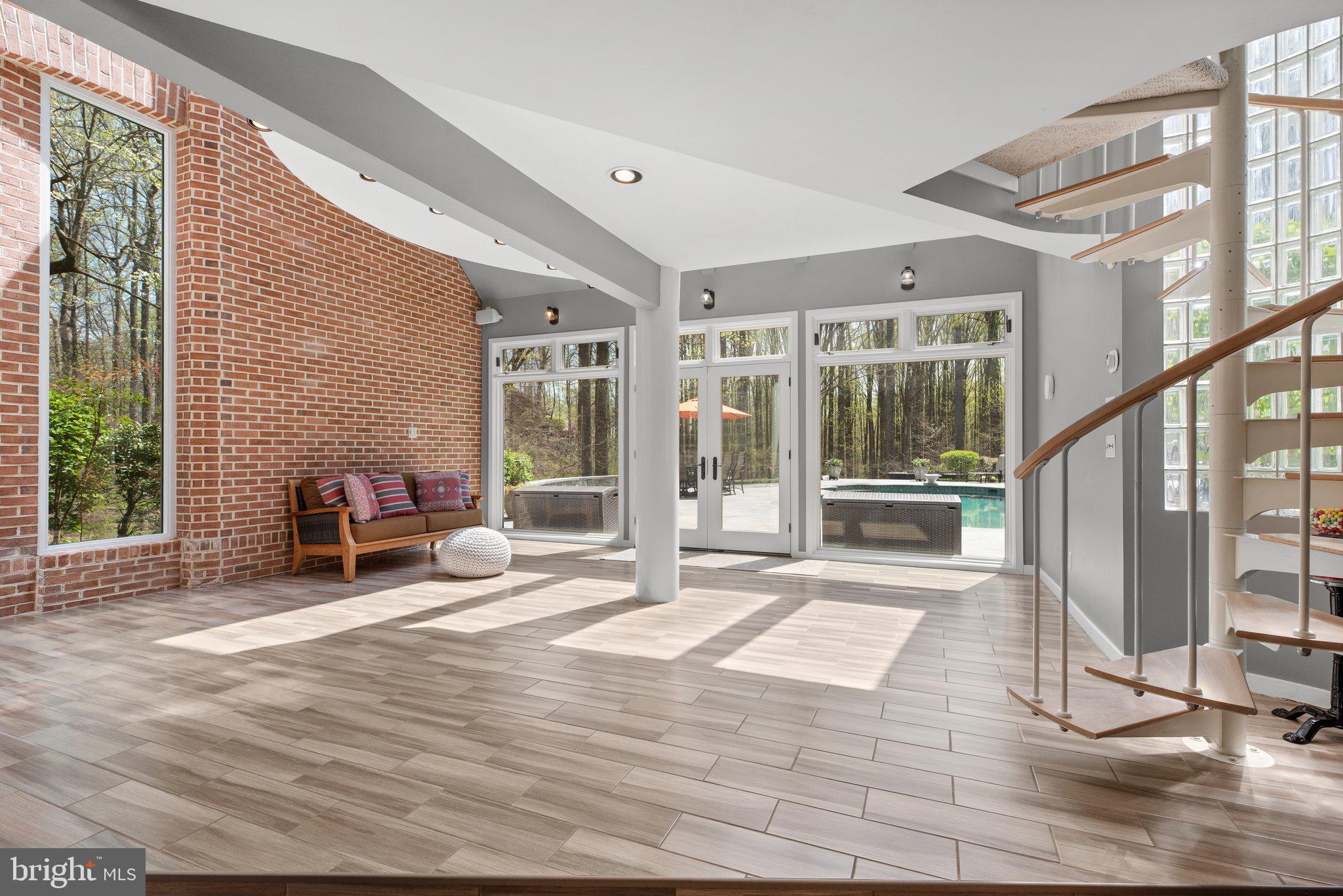 13791 Lakeside Drive Clarksville, MD 21029 - Photo 69 of 90 Solarium