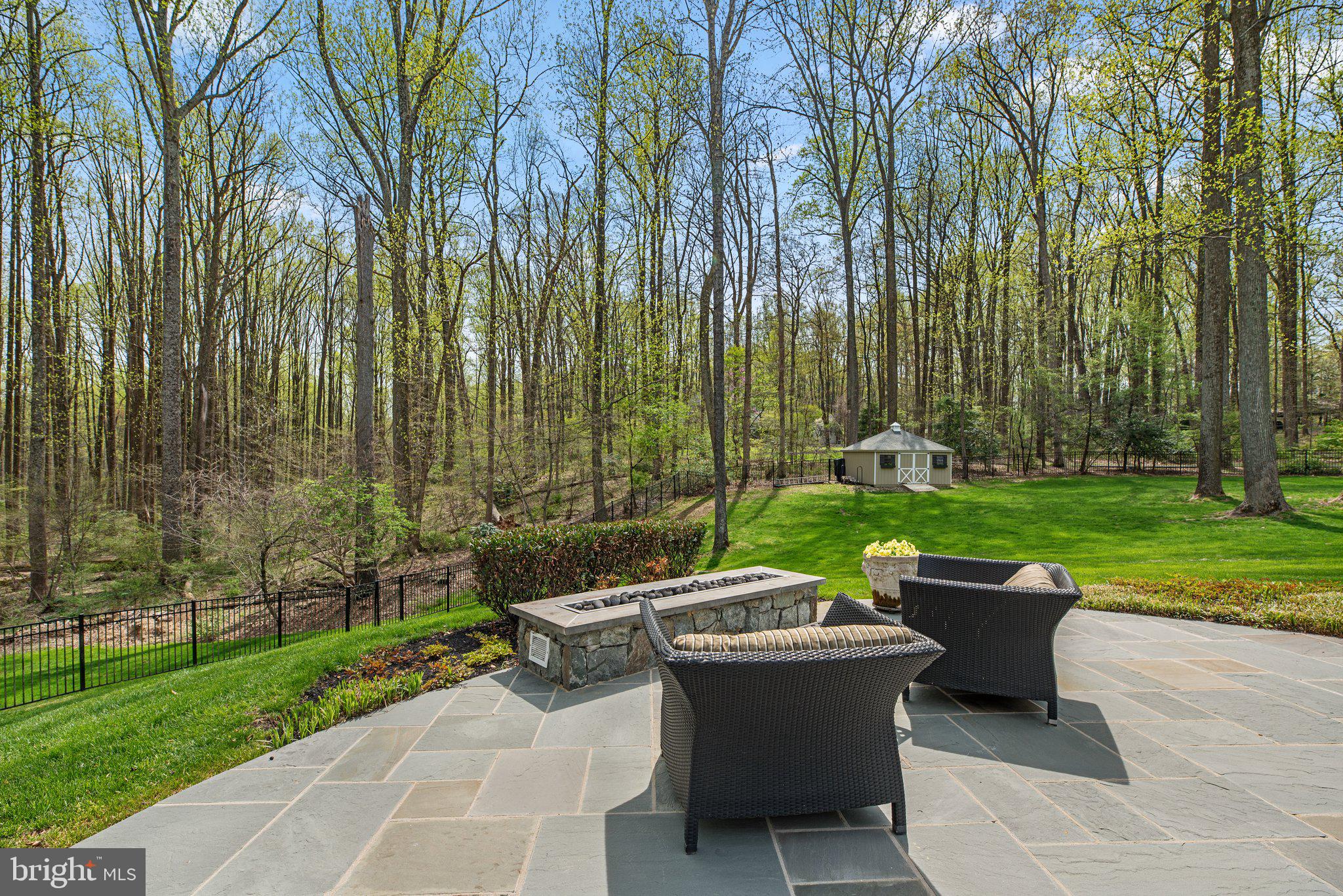 13791 Lakeside Drive Clarksville, MD 21029 - Photo 79 of 90 Fire pit