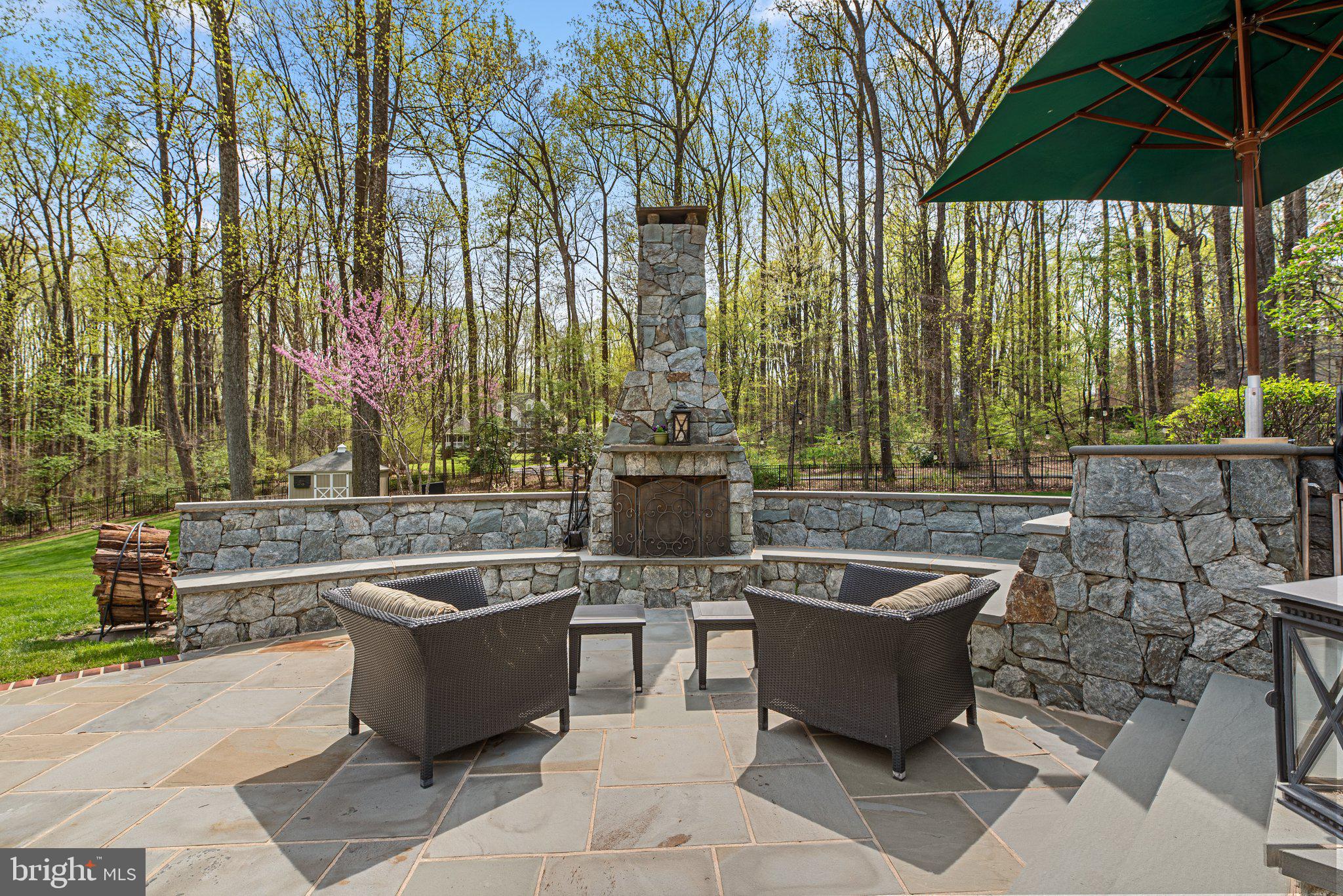 13791 Lakeside Drive Clarksville, MD 21029 - Photo 82 of 90 Patio fireplace