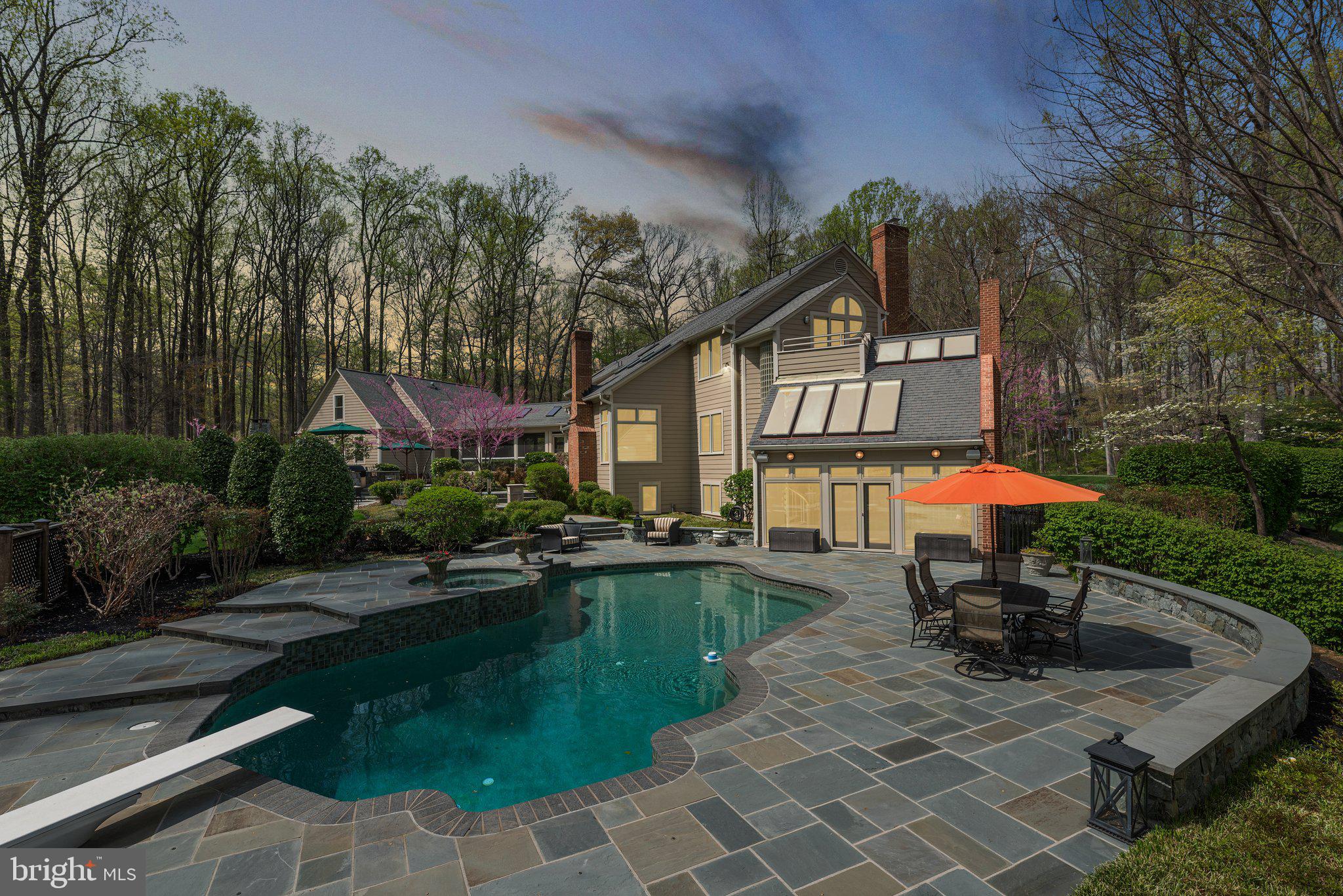 13791 Lakeside Drive Clarksville, MD 21029 - Photo 84 of 90 a view of a house with backyard garden and sitting area