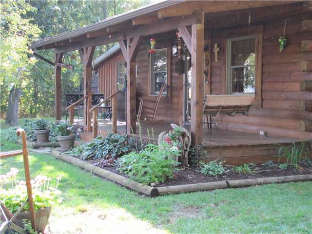 1699 Brighton Road London, OH 43140 - Photo 2 of 21