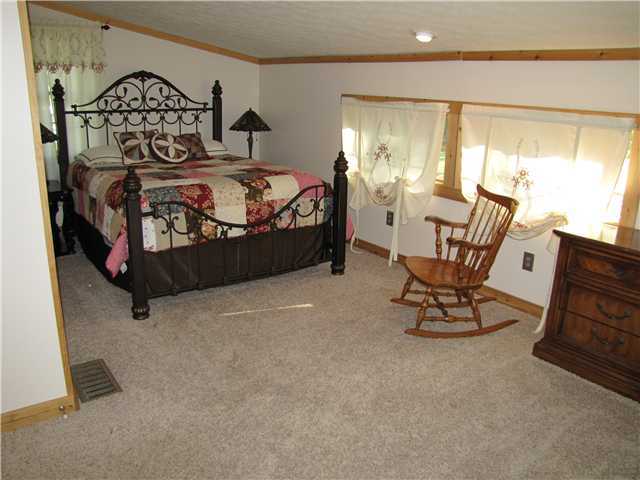 1699 Brighton Road London, OH 43140 - Photo 9 of 21