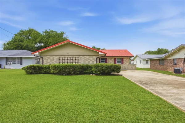 $129,900 | 1807 Drost Street, Sulphur, LA 70663
