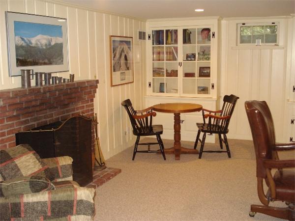 35 Sterling Road Wellesley, MA 02482 - Photo 15 of 16