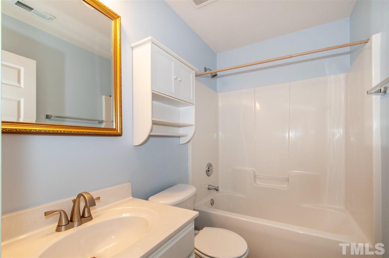 7243 Galon Glen Road Raleigh, NC 27613 - Photo 16 of 29