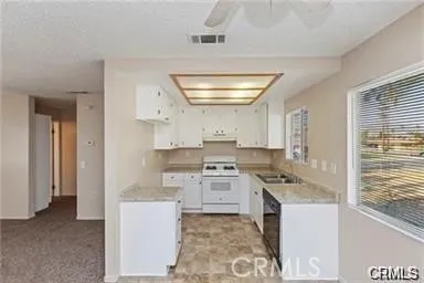 $1,750 | 955 West Devonshire Avenue, Unit C, Hemet, CA 92543