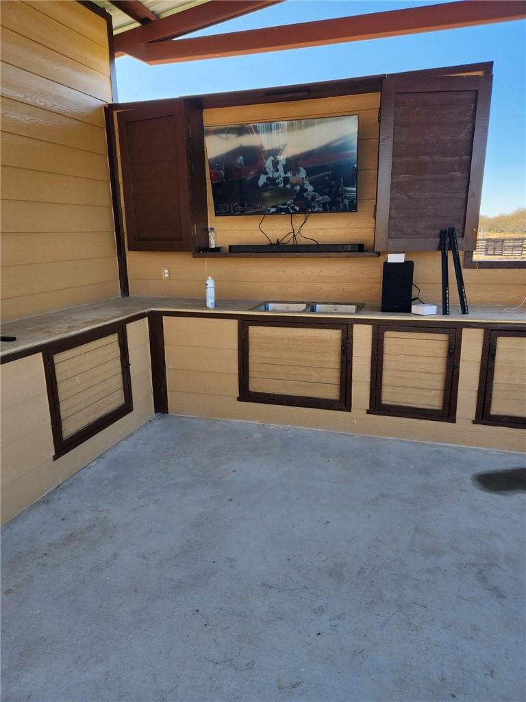 894 County Road 465 Alice, TX 78332 - Photo 12 of 36