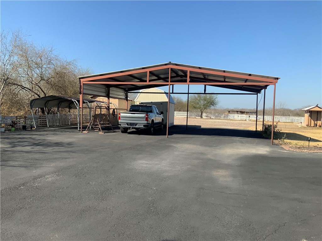 894 County Road 465 Alice, TX 78332 - Photo 13 of 36