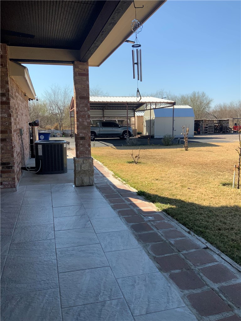 894 County Road 465 Alice, TX 78332 - Photo 8 of 36