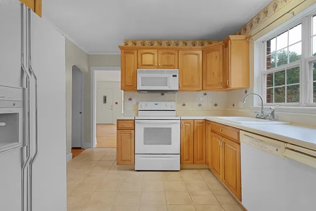 $308,000 | 3628 Glendon Drive, Chattanooga, TN 37411