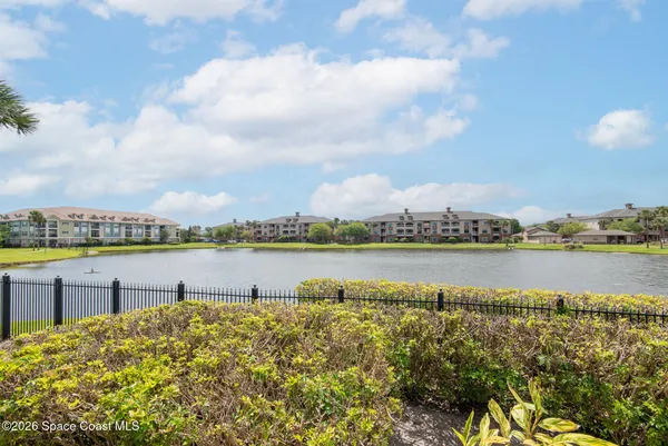 $2,250 | 6411 Borasco Drive, Unit 218, Melbourne, FL 32940