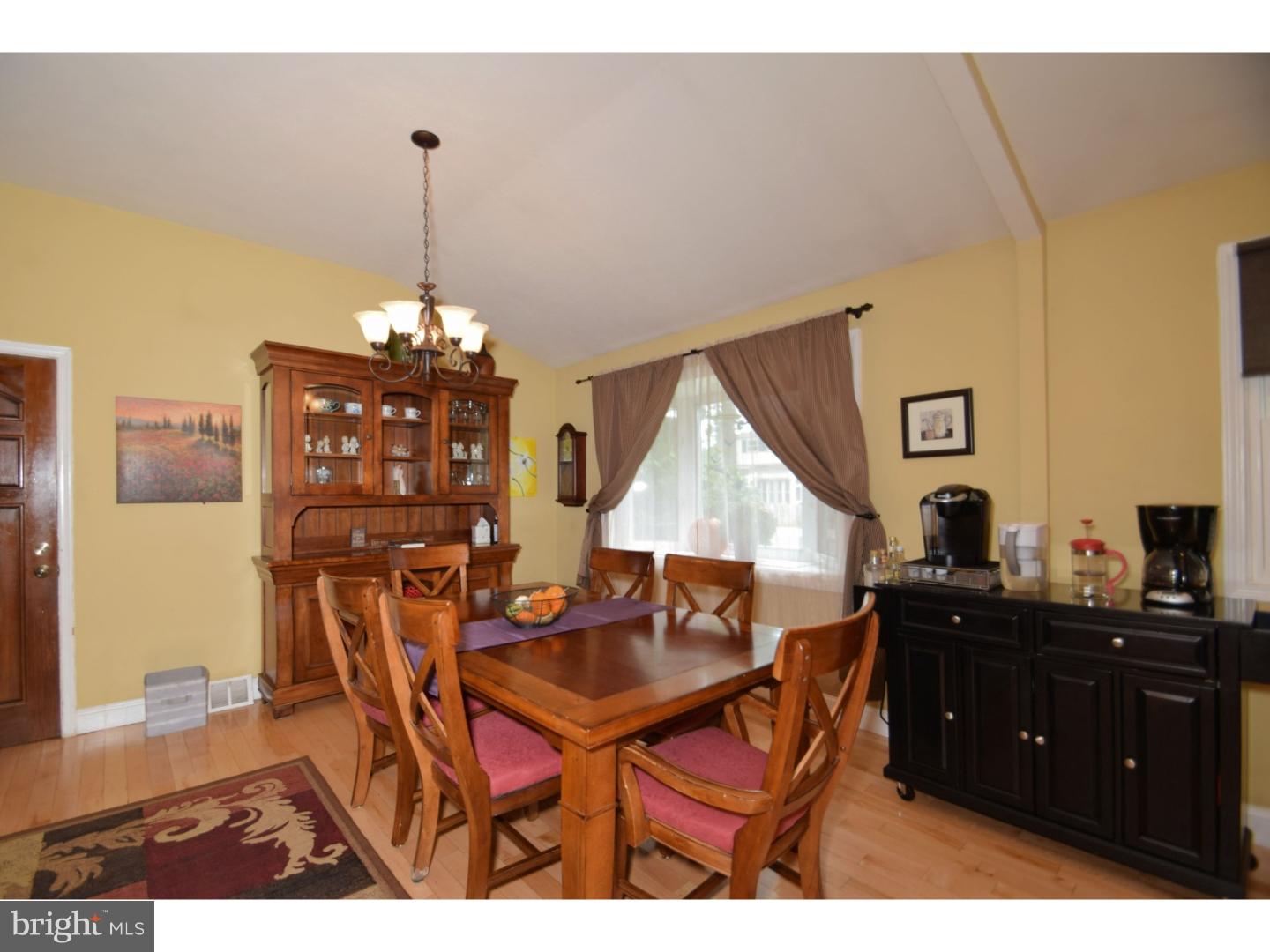 2867 Senak Road Roslyn, PA 19001 - Photo 3 of 23 Gallery Image 3
