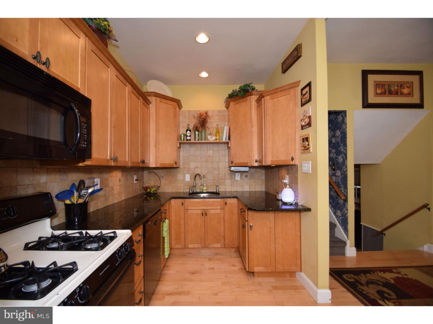 2867 Senak Road Roslyn, PA 19001 - Photo 7 of 23 Gallery Image 7