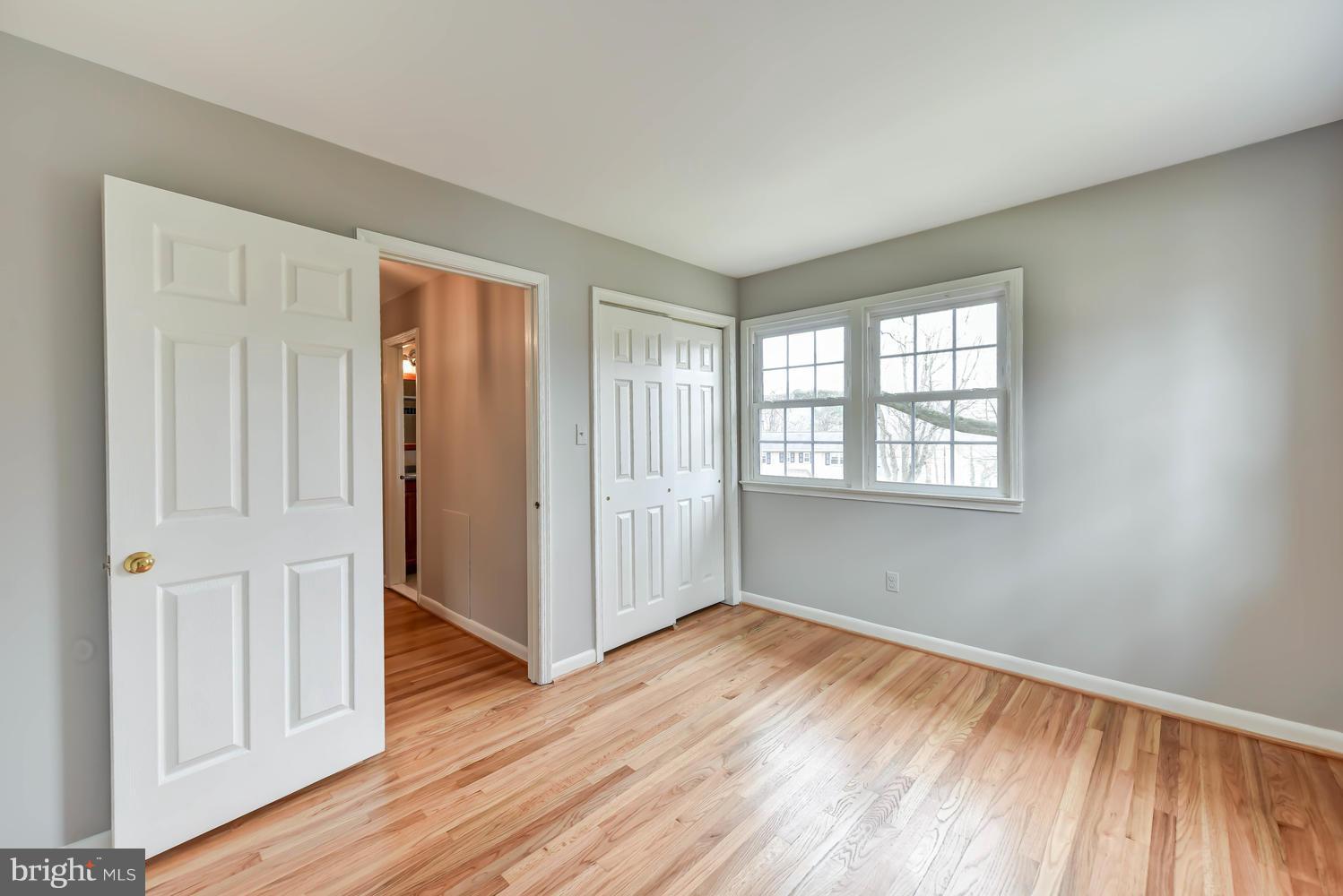 7810 Falstaff Road McLean, VA 22102 - Photo 18 of 30 Bedroom 3, upper level