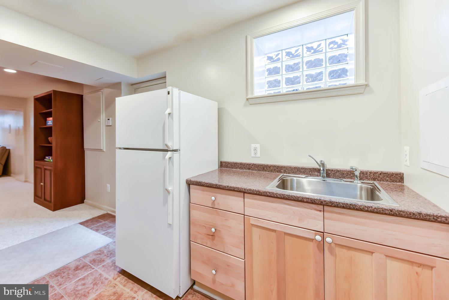 7810 Falstaff Road McLean, VA 22102 - Photo 25 of 30 Catering area, lower level