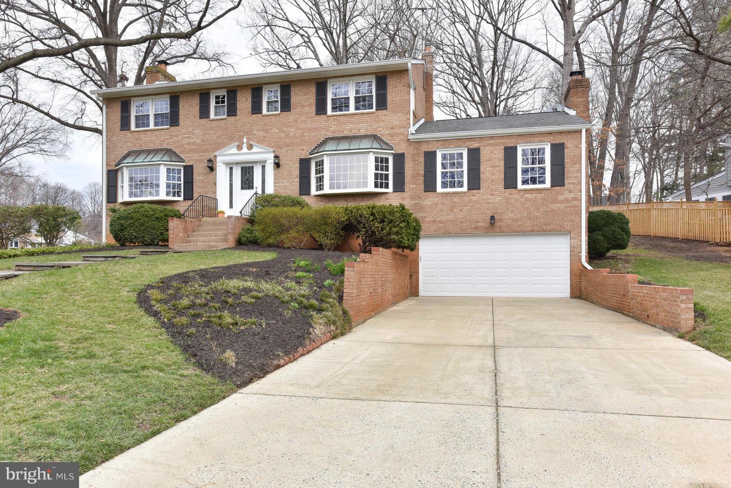 7810 Falstaff Road McLean, VA 22102 - Photo 27 of 30 Exterior (Front)