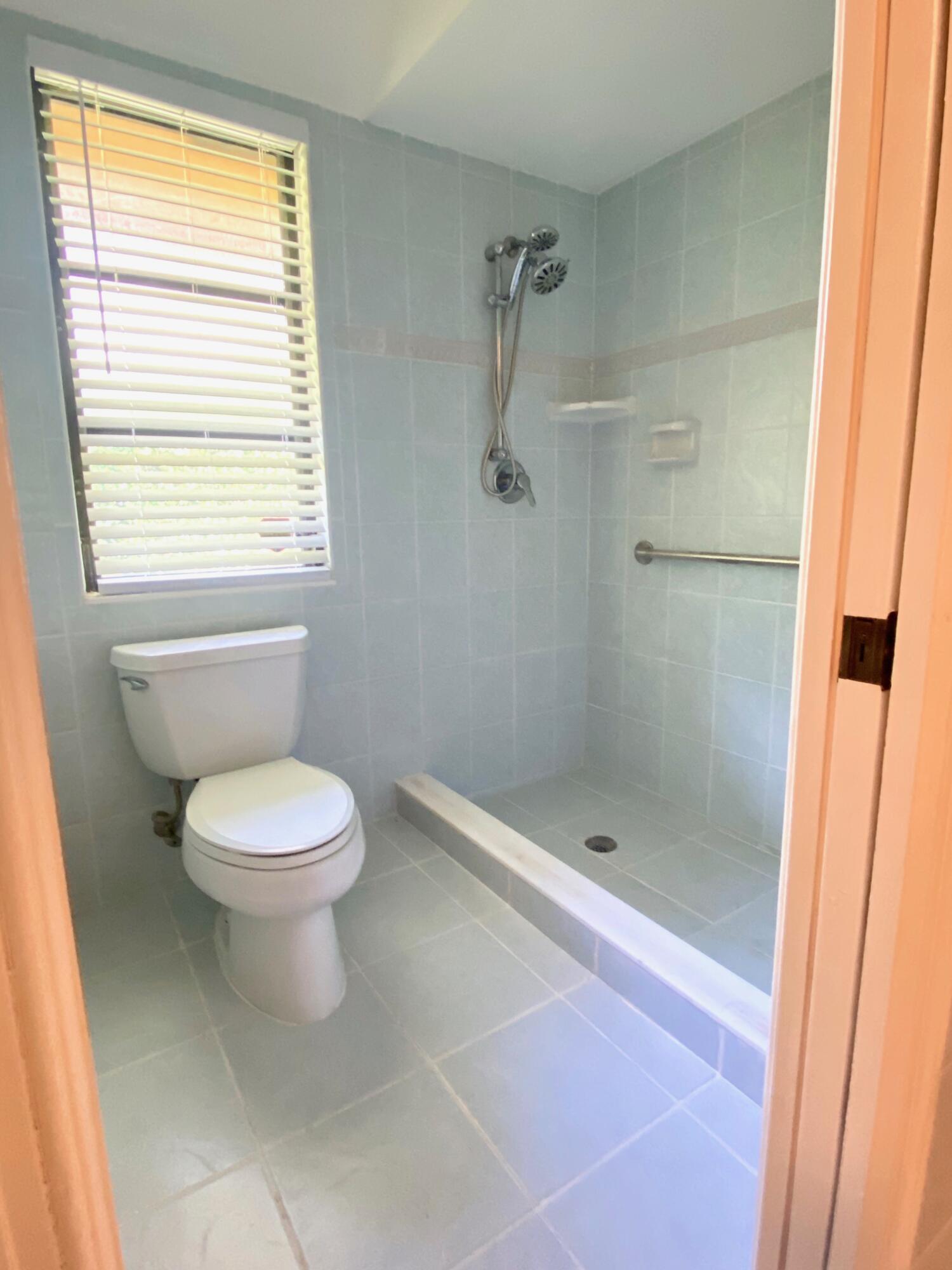 5585 Pennock Point Road Jupiter, FL 33458 - Photo 16 of 21 bathroom