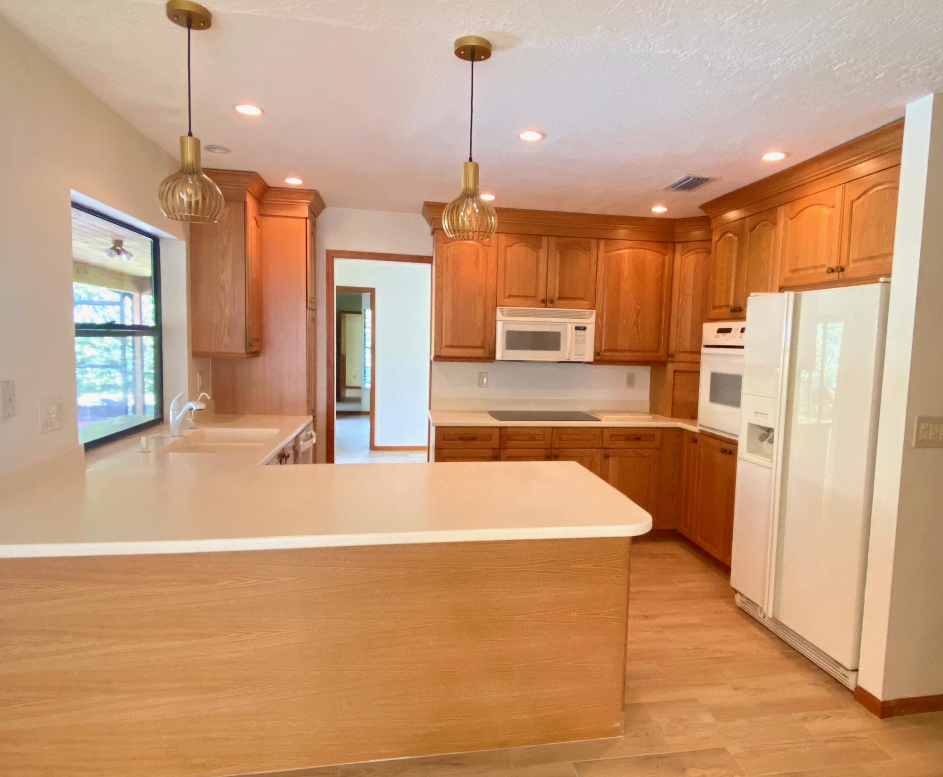 5585 Pennock Point Road Jupiter, FL 33458 - Photo 3 of 21 kitchen