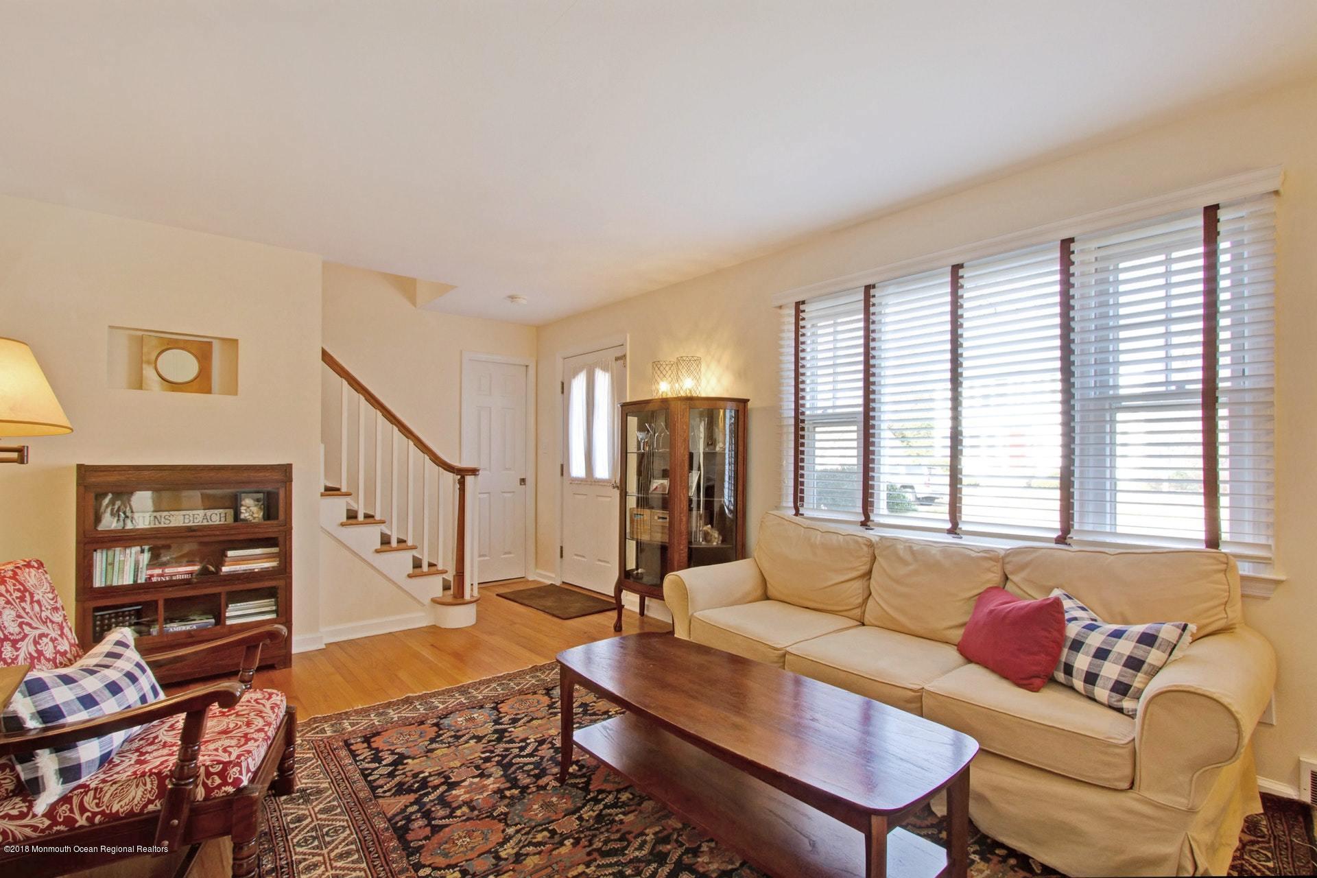 155 Pinckney Road Little Silver, NJ 07739 - Photo 3 of 43 012-261368-IMG_9521_5999167