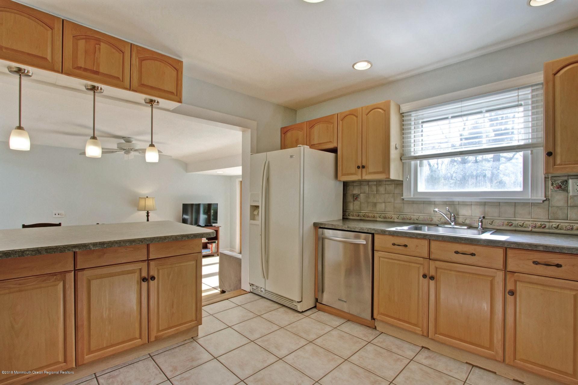 155 Pinckney Road Little Silver, NJ 07739 - Photo 8 of 43 005-261368-IMG_9533_5999172