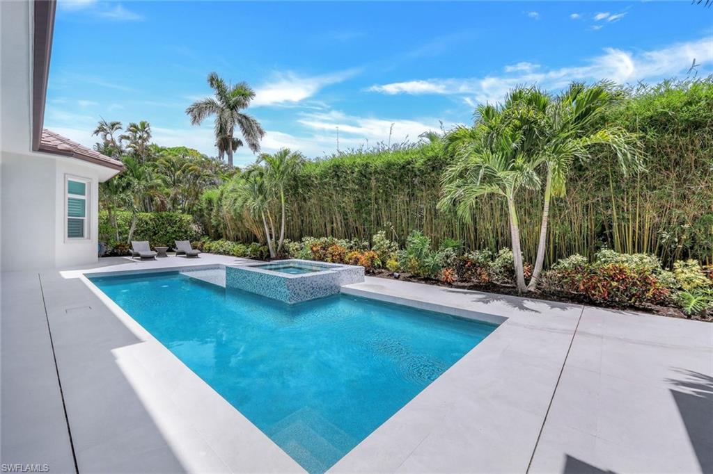 569 Neapolitan Way Naples, FL 34103 - Photo 36 of 50