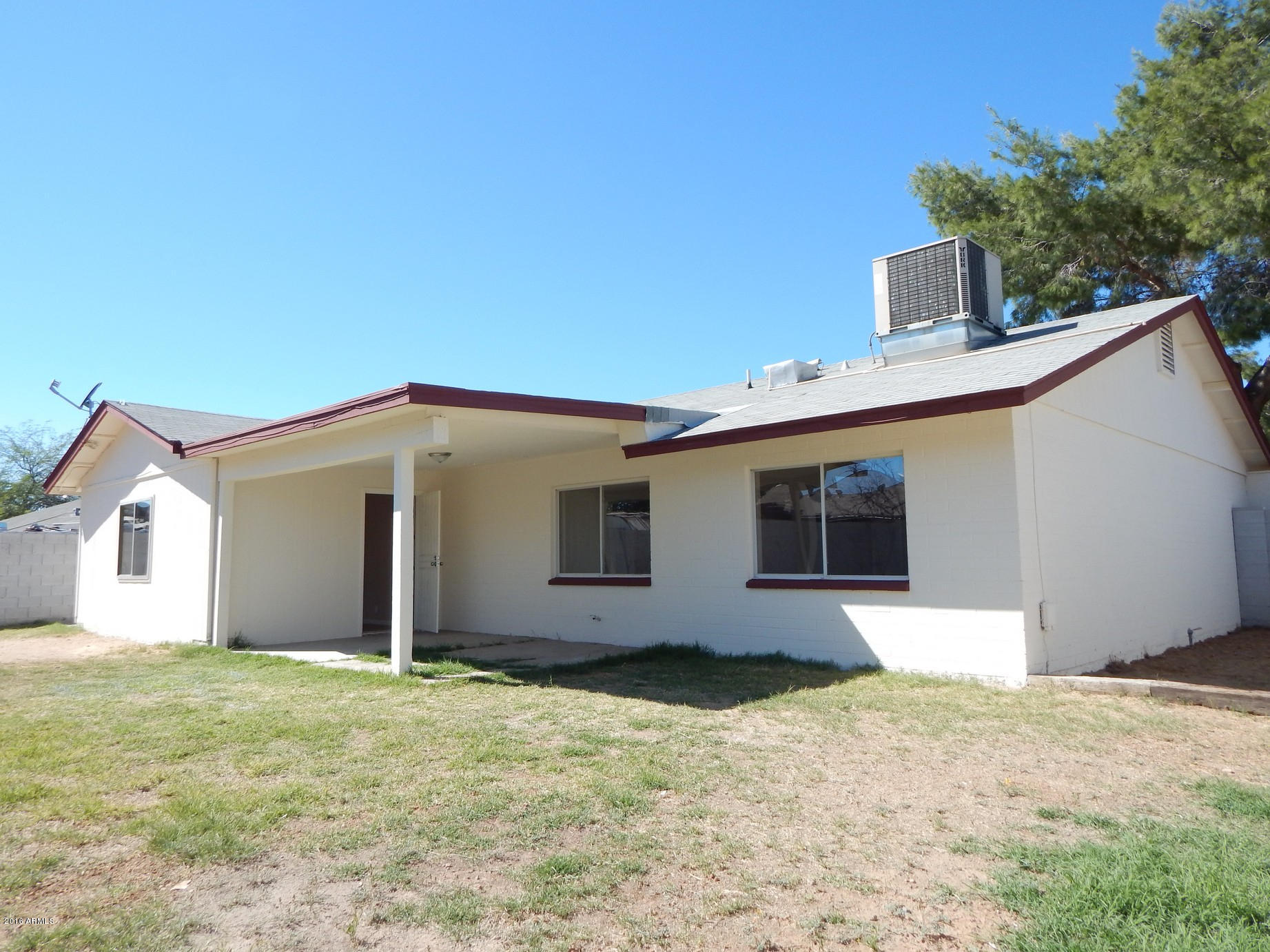 3721 West Calavar Road Phoenix, AZ 85053 - Photo 23 of 24 Backyard