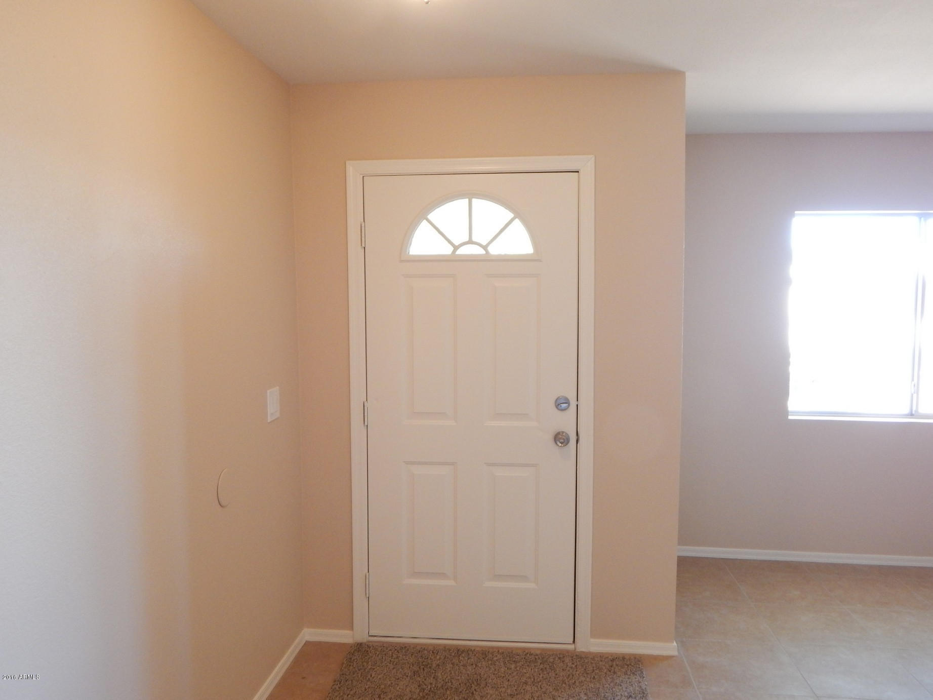 3721 West Calavar Road Phoenix, AZ 85053 - Photo 4 of 24 Foyer