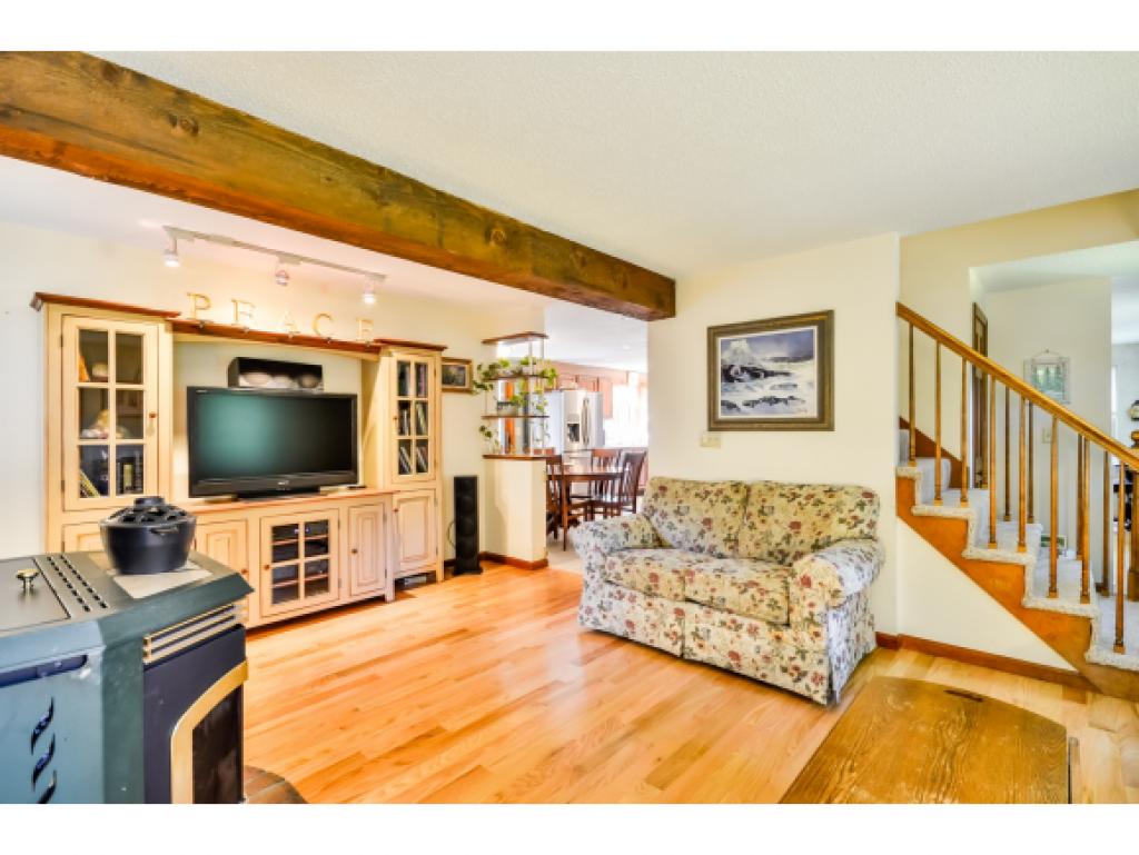15 Meadowbrook Road Derry, NH 03038 - Photo 14 of 31